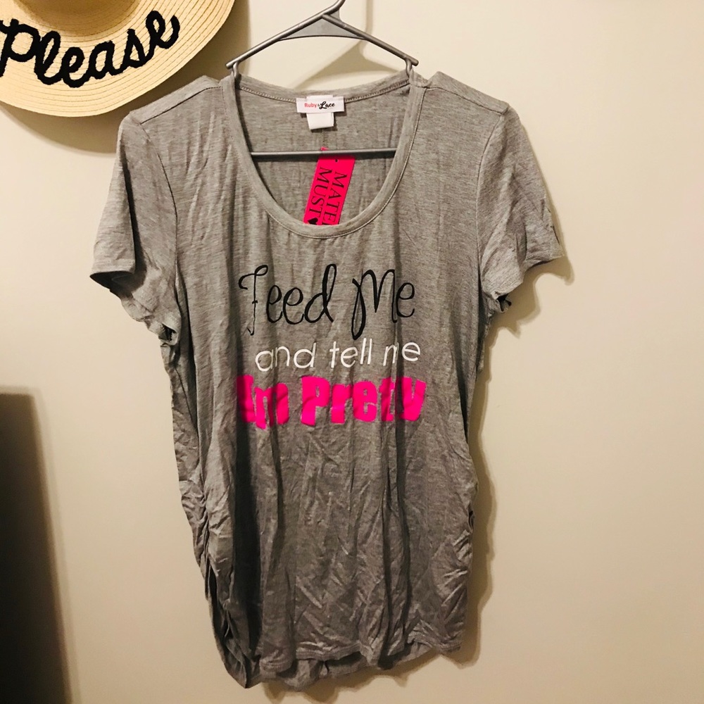 Gray/pink tee